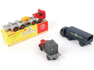 Lot 232 - DINKY TOYS (FRANCE) (3)