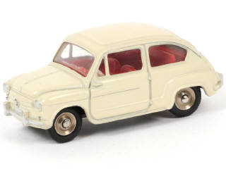 Lot 104 - DINKY TOYS (FRANCE) (1)