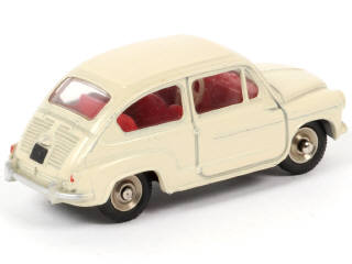 Lot 104 - DINKY TOYS (FRANCE) (1)