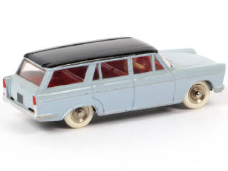 Lot 123 - DINKY TOYS (FRANCE) (1)