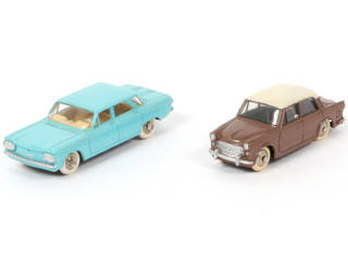 Lot 216 - DINKY TOYS (FRANCE) (2)