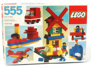 Lot 32 - LEGO (DANEMARK) (1)
