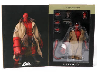 Lot 155 - 1000 TOYS (CHINE) (1)
