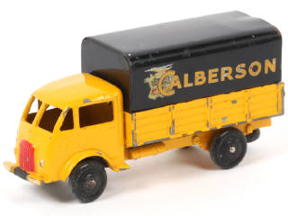 Lot 310 - DINKY TOYS (FRANCE) (1)