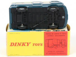 Lot 333 - DINKY TOYS (FRANCE) (1)