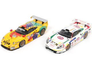 Lot 6 - UT MODELS (CHINE) (2)