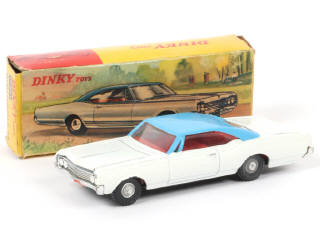 Lot 103 - DINKY TOYS (GB) (1)