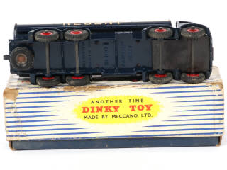 Lot 105 - DINKY TOYS (GB) (1)