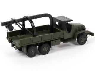Lot 141 - DINKY TOYS (FRANCE) (1)