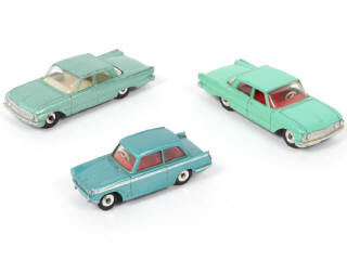 Lot 124 - DINKY TOYS (GB) (3)