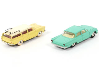 Lot 118 - DINKY TOYS (GB) (2)