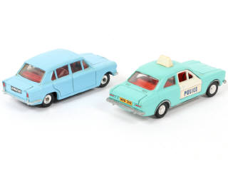 Lot 112 - DINKY TOYS (GB) (2)