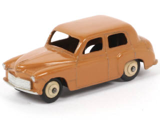Lot 38 - DINKY TOYS (GB) (1)