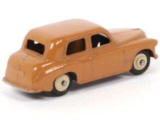Lot 38 - DINKY TOYS (GB) (1)
