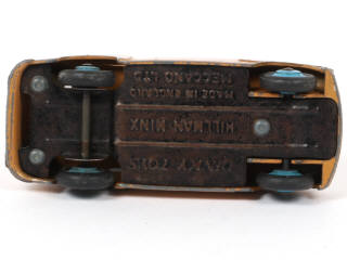 Lot 28 - DINKY TOYS (GB) (1)