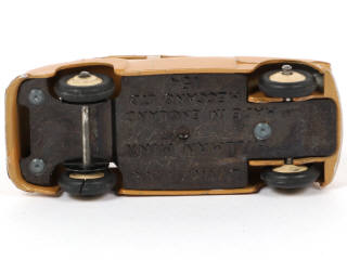 Lot 37 - DINKY TOYS (GB) (1)
