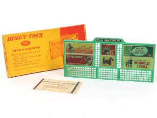 Lot 108 - DINKY TOYS (GB) (1)