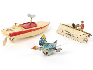 Lot 6 - DIVERS (3)