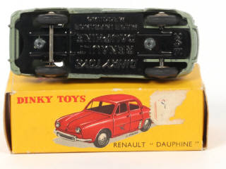 Lot 148 - DINKY TOYS (FRANCE) (1)