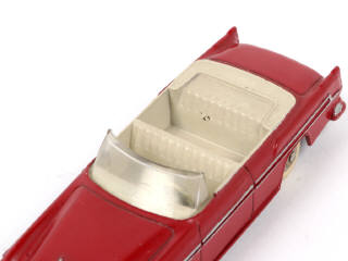 Lot 143 - DINKY TOYS (FRANCE) (1)