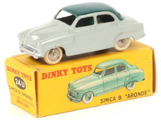 Lot 158 - DINKY TOYS (FRANCE) (1)