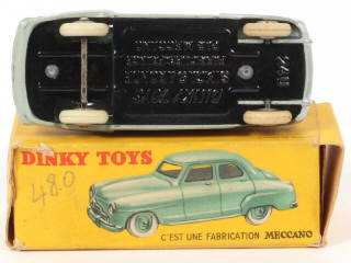 Lot 158 - DINKY TOYS (FRANCE) (1)