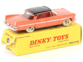 Lot 185 - DINKY TOYS (FRANCE) (1)
