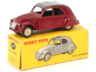 Lot 156 - DINKY TOYS (FRANCE) (1)