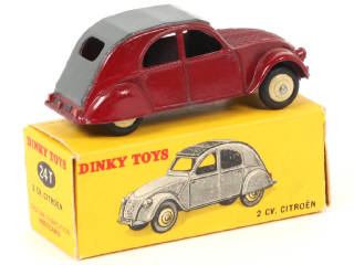 Lot 156 - DINKY TOYS (FRANCE) (1)