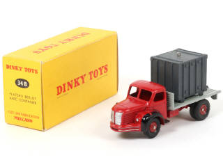 Lot 197 - DINKY TOYS (FRANCE) (1)