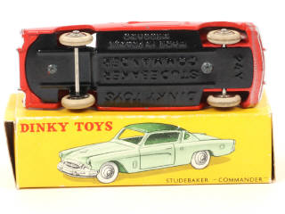 Lot 161 - DINKY TOYS (FRANCE) (1)