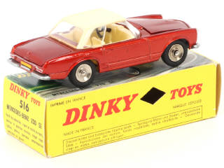 Lot 170 - DINKY TOYS (FRANCE) (1)