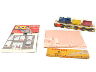 Lot 181 - DINKY TOYS (GB) (4)