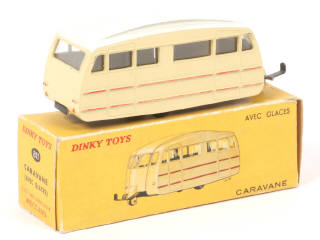 Lot 212 - DINKY TOYS (FRANCE) (1)