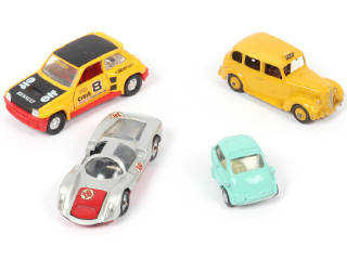 Lot 16 - DIVERS (4)