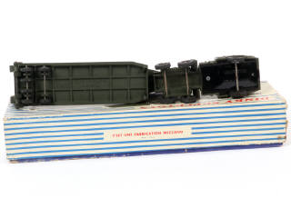 Lot 208 - DINKY TOYS (FRANCE) (1)