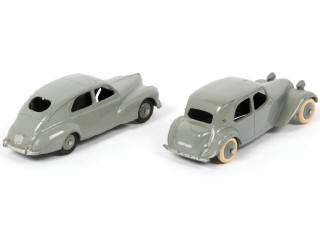 Lot 224 - DINKY TOYS (FRANCE) (2)