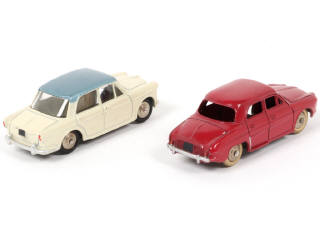Lot 221 - DINKY TOYS (FRANCE) (2)