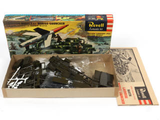 Lot 50 - REVELL (USA) (10)