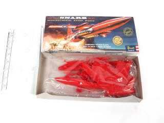 Lot 55 - REVELL (USA) (10)