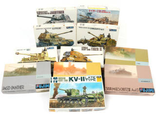 Lot 44 - FUJIMI (JAPON) (11)