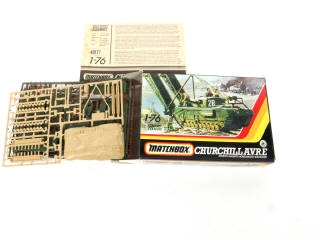 Lot 18 - DIVERS (10)