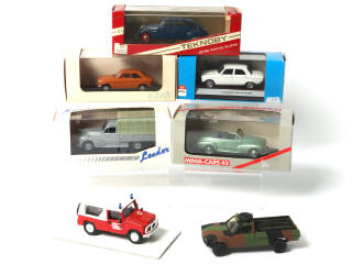 Lot 71 - DIVERS (7)