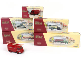 Lot 104 - CORGI TOYS (GB) (5)