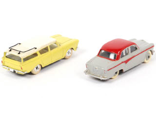 Lot 100 - DINKY TOYS (GB) (2)