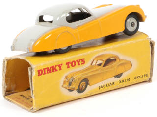 Lot 77 - DINKY TOYS (GB) (1)