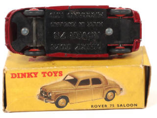 Lot 76 - DINKY TOYS (GB) (1)