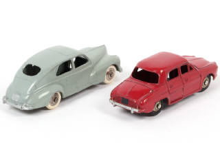 Lot 187 - DINKY TOYS (FRANCE) (2)