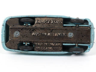 Lot 59 - DINKY TOYS (GB) (1)