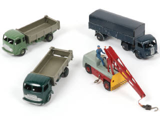 Lot 223 - DINKY TOYS (FRANCE) (4)
